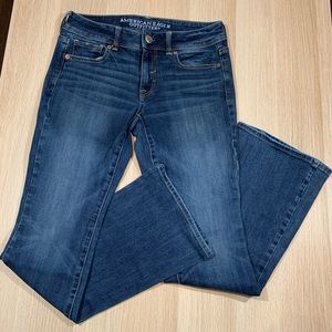 Like new AEO Kick boot